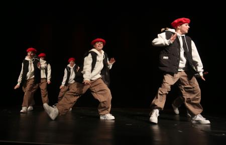 PLESNA REVIJA 15 FOTO LJUBO VUKELIČ